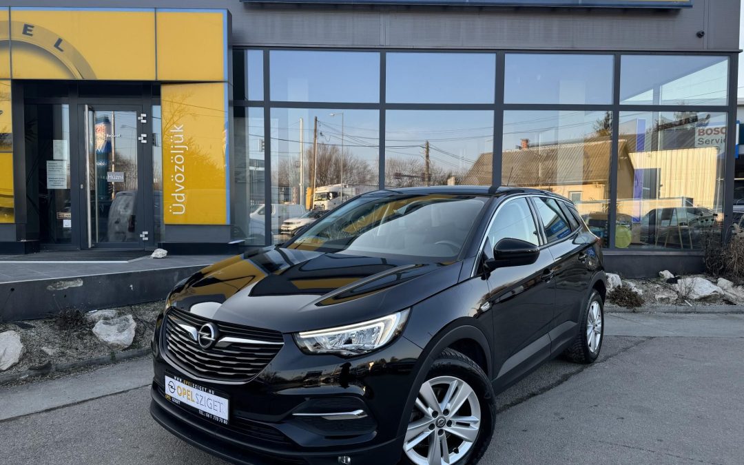 OPEL GRANDLAND X 1.2 T Business Edition ÁFÁS! 1 ÉV GARANCIÁVAL! Magyarországi! Első tulajdonostól! Végig szervizelt!