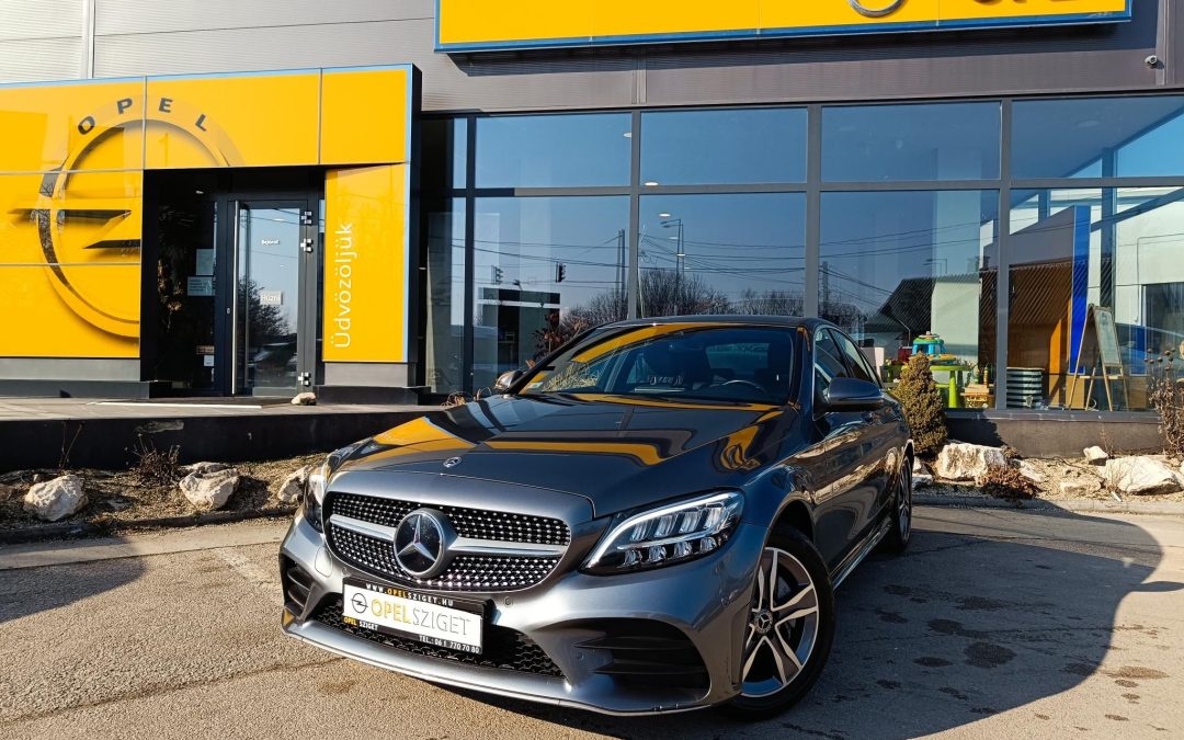 MERCEDES-BENZ C 200 EQ Boost 9G-TRONIC Magyarországi!Végig Szervizelt! 1Tulajdonostól! Gyári Fényezés!1 Év Garancia!
