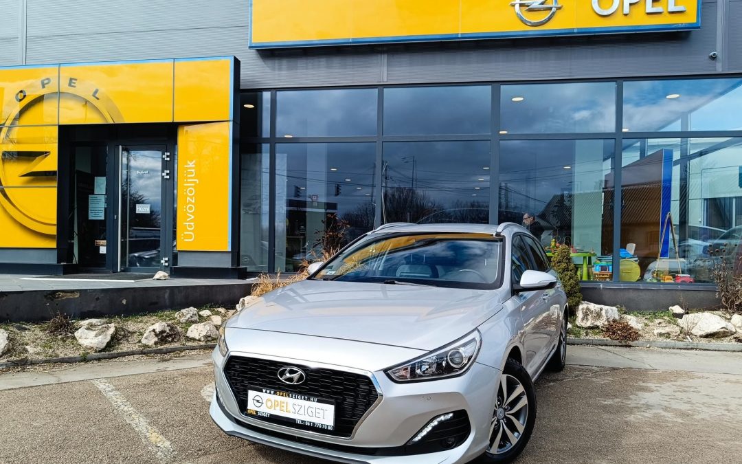 HYUNDAI I30 1.4 T-GDi Premium DCT ÁFÁS! Magyarországi! Első tulajdonostól! Végig szervizelt!