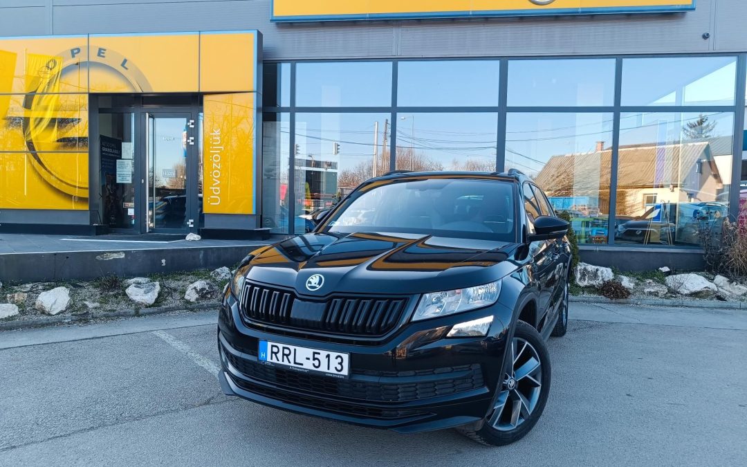 SKODA KODIAQ 2.0 TDI SCR SportLine DSG [7 személy] ÁFÁS! Magyarországi! 1. Tulajdonostól! Végig szervizelt! Gyári fényezésű!