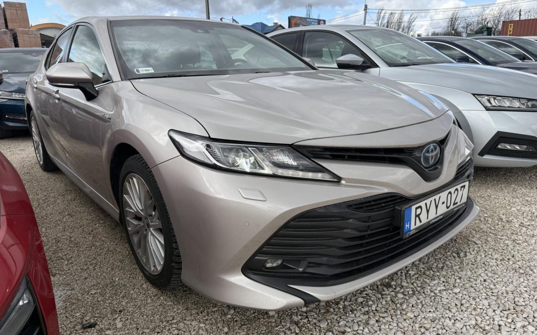 TOYOTA CAMRY 2.5 Hybrid Prestige CVT ÁFÁS! Magyarországi! Első tulajdonostól! Végig szervizelt! Garanciával!