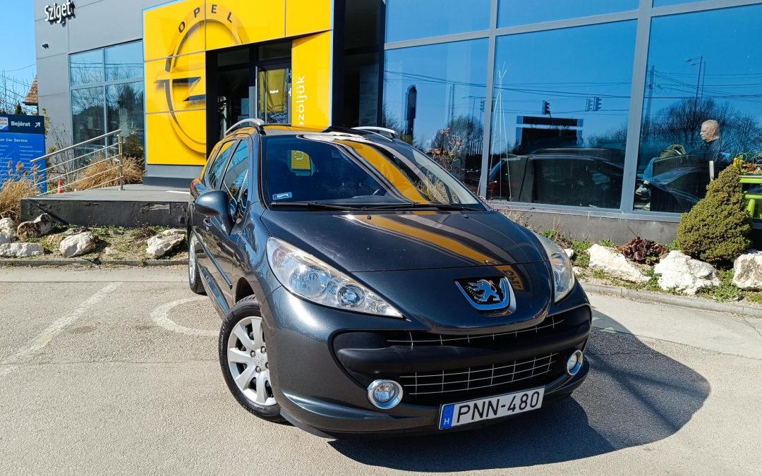 PEUGEOT 207 SW 1.4 VTi Trendy Outdoor Szép külső-belső állapot! Panoráma tető!
