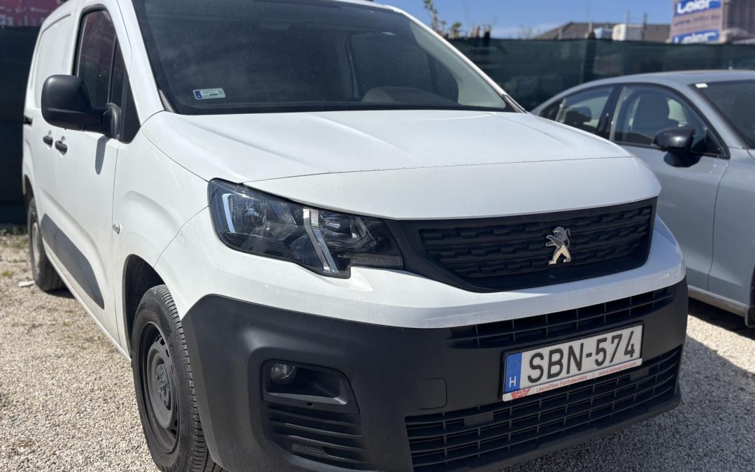 PEUGEOT PARTNER 1.5 BlueHDi 100 Premium L1 ÁFÁS! Magyarországi!1. Tulajdonostól!! Végig szervizelt!1Év Garanciával!