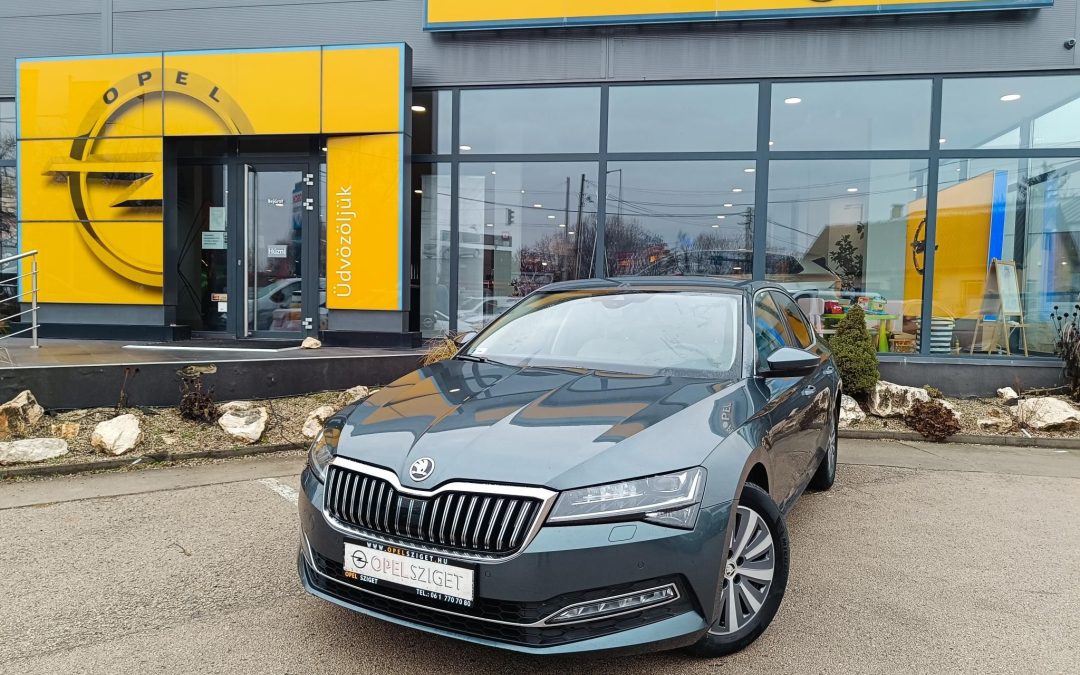 SKODA SUPERB 2.0 TDI SCR Style DSG ÁFÁS! Magyarországi! 1. Tulajdonostól! Végig szervizelt!