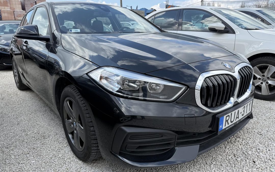 BMW 118i Sport ÁFÁS! Magyarországi! Első tulajdonostól! Végig szervizelt! 1 év garanciával!