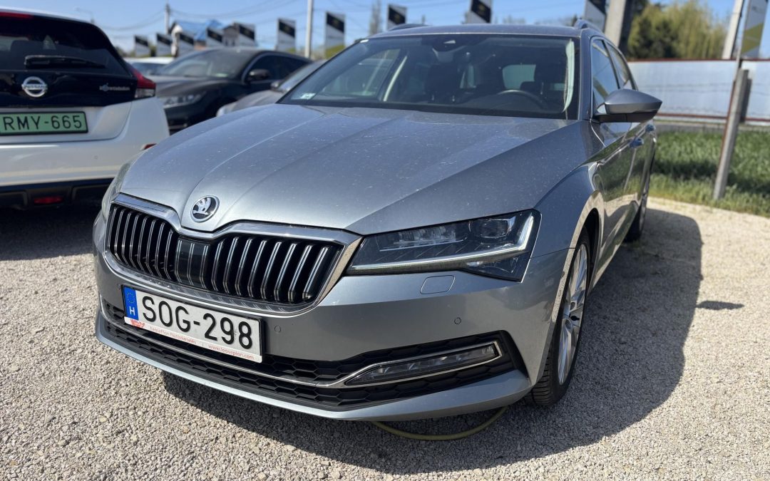 SKODA SUPERB Combi 2.0 TDI SCR Style DSG ÁFÁS!Magyarországi!Végig Szervizelt!1.Tulajdonostól!1Év Garanciával!Vonóhorog!