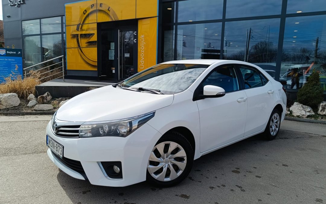TOYOTA COROLLA Sedan 1.6 Active (Automata) 1 ÉV GARANCIÁVAL! Magyarországi!