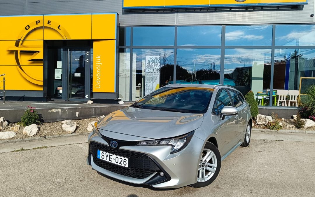 TOYOTA COROLLA Touring Sports 1.8 Hybrid Comfort Tech e-CVT ÁFÁS!Magyarországi!1.tulajdonostól!Végig szervizelt!1Év Garancia!