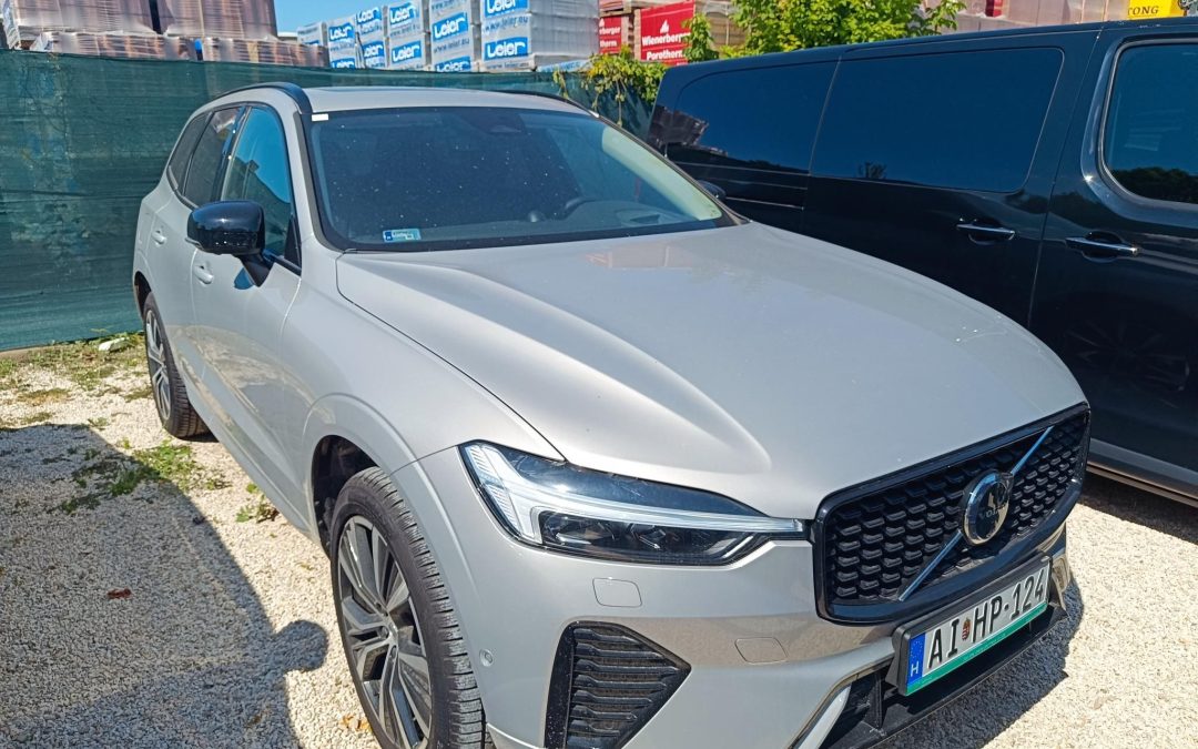 VOLVO XC60 2.0 [B5] MHEV Ultra Dark AWD Geartronic ÁFÁS! Magyarországi! Első tulajdonostól! Új autó!