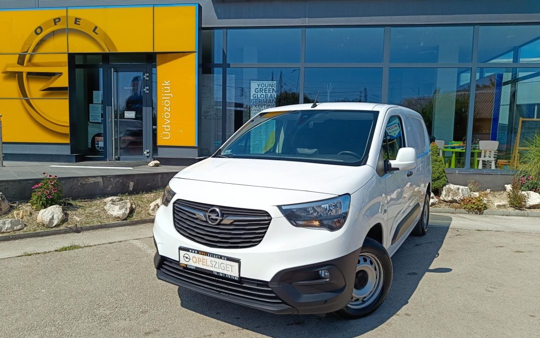 OPEL COMBO Cargo 1.5 DTH L2H1 2.4t Cargo Edition (3 személyes ) ÁFÁS! Magyarországi!1.tulajdonostól! Végig szervizelt!1 Év Garanciával!