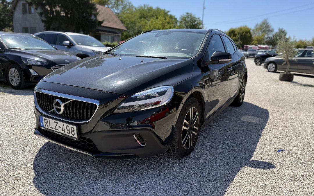 VOLVO V40 Cross Country 1.5 [T3] Plus Geartronic Magyarországi! Végig Szervizelt! 1.Tulajdonostól! Áfás! 1 Év Garancia!