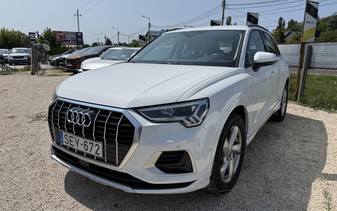 AUDI Q3 40 TFSI Advanced quattro S-tronic ÁFÁS! Magyarországi! 1.Tulajdonostól! 1.Év Garancia!