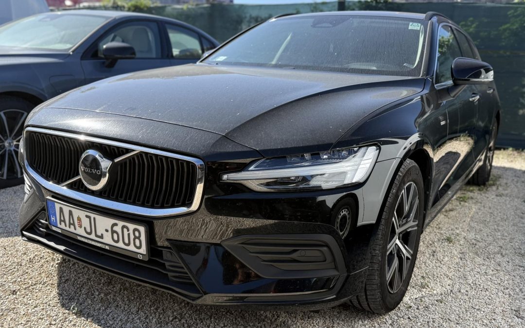 VOLVO V60 2.0 [B3] MHEV Core DCT ÁFÁS! Magyarországi!1.tulajdonostól! Végig szervizelt!Törésmentes!