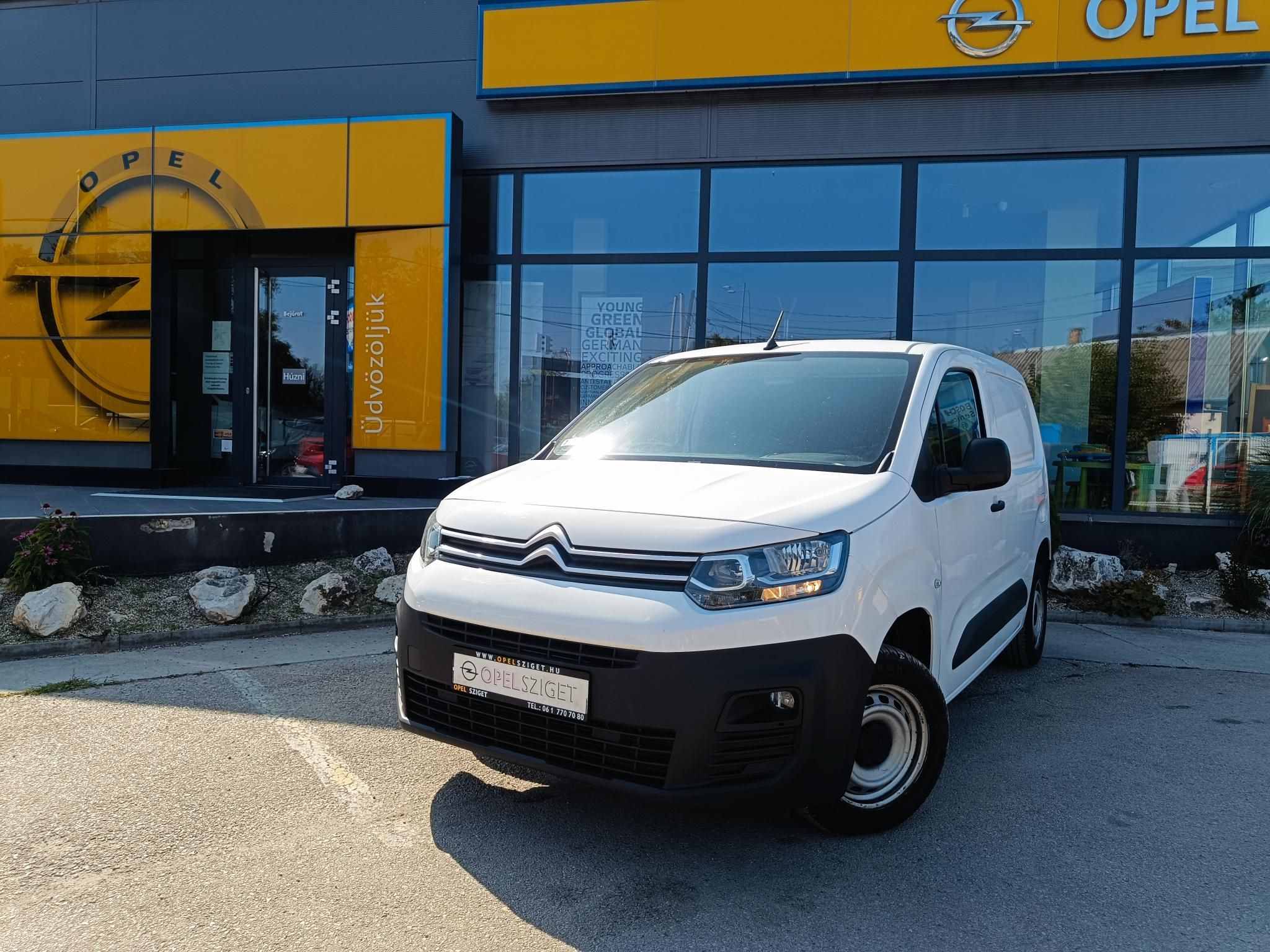 eef589b62d21e7398ad521224efff6d140748c022cb7d15f88b1cb2e7993e38e