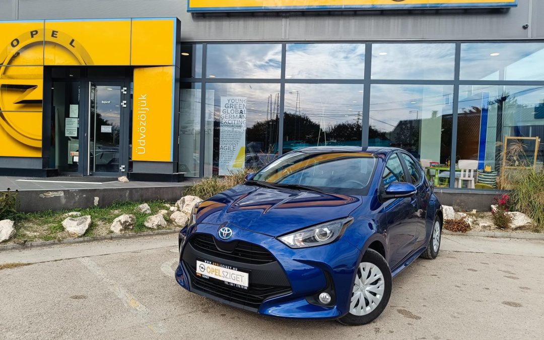 TOYOTA YARIS 1.5 Hybrid Comfort e-CVT ÁFÁS!Magyarországi!1.Tulajdonostól!Végig szervizelt!1 Év Garancia!!Gyári Fény!