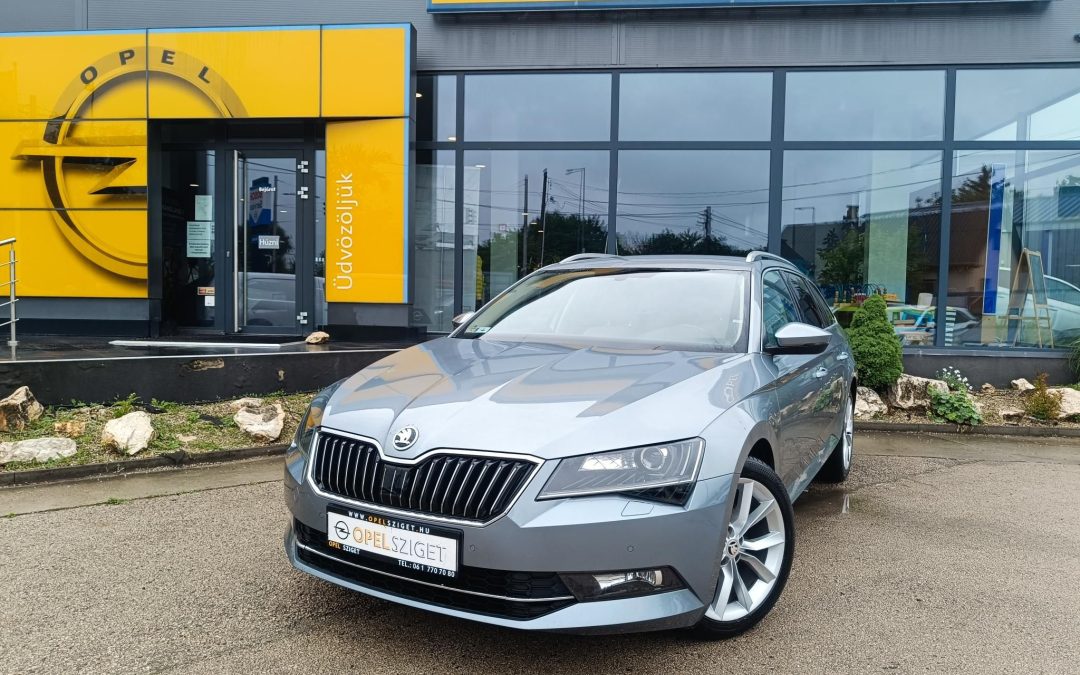 SKODA SUPERB Combi 2.0 TDi SCR Style DSG7 ÁFÁS! Magyarországi!1.Tulajdonostól!Végig szervizelt!1Év Garanciával!