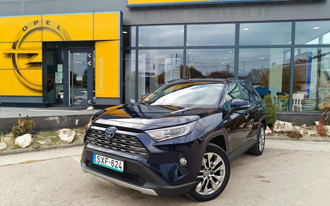 TOYOTA RAV 4 Rav4 2.5 Hybrid Executive AWD e-CVT ÁFÁS! 1.TULAJDONOSTÓL! MAGYARORSZÁGI! VÉGIG SZERVIZELT! TÖRÉSMENTES!
