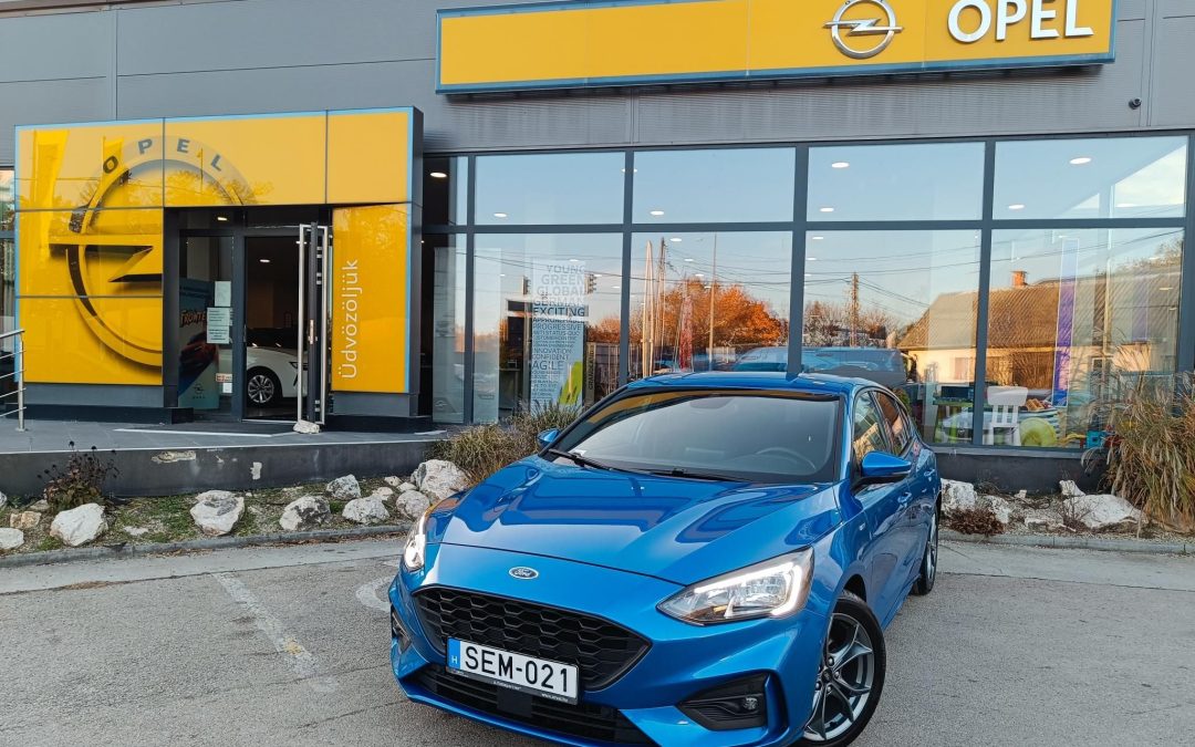 FORD FOCUS 1.5 EcoBoost ST-Line 1.TULAJDONOSTÓL! MAGYARORSZÁGI! VÉGIG SZERVIZELT ÁFÁS!