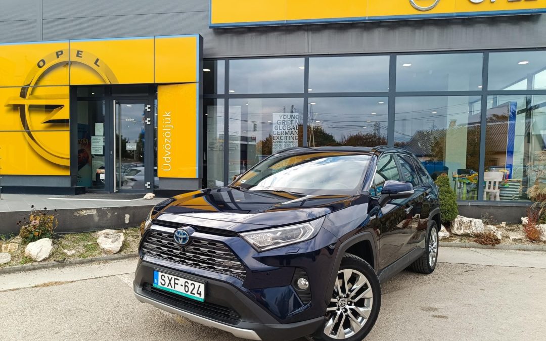 TOYOTA RAV 4 Rav4 2.5 Hybrid Executive AWD e-CVT ÁFÁS! 1.TULAJDONOSTÓL! MAGYARORSZÁGI! VÉGIG SZERVIZELT! TÖRÉSMENTES!