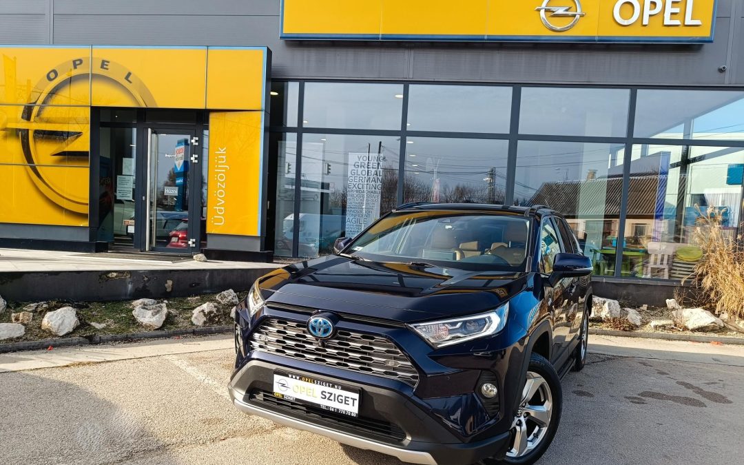 TOYOTA RAV 4 Rav4 2.5 Hybrid Executive AWD e-CVT Skyview MAGYARORSZÁGI! VÉGIG SZERVIZELT! 1.TULAJDONOSTÓL!