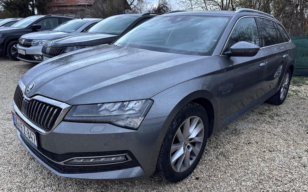 SKODA SUPERB Combi 2.0 TDI SCR Style DSG 1 ÉV GARANCIÁVAL! 1.TULAJDONOSTÓL! MAGYARORSZÁGI! VÉGIG SZERVIZELT!