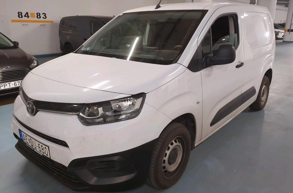 TOYOTA PROACE City 1.5 D Active L1H1 1.TULAJDONOSTÓL! MAGYARORSZÁGI! TÖRÉSMENTES!