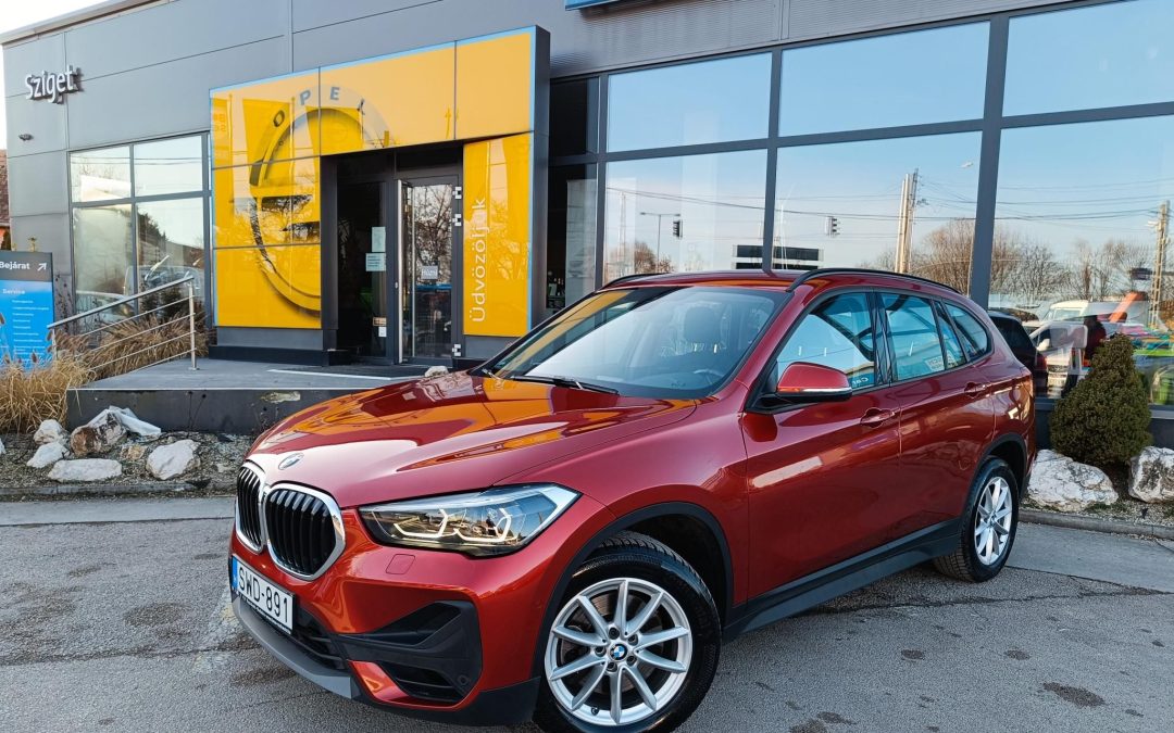 BMW X1 sDrive20i DKG ÁFÁS! 1 ÉV GARANCIÁVAL! Magyarországi! Első tulajdonostól! Végig szervizelt!