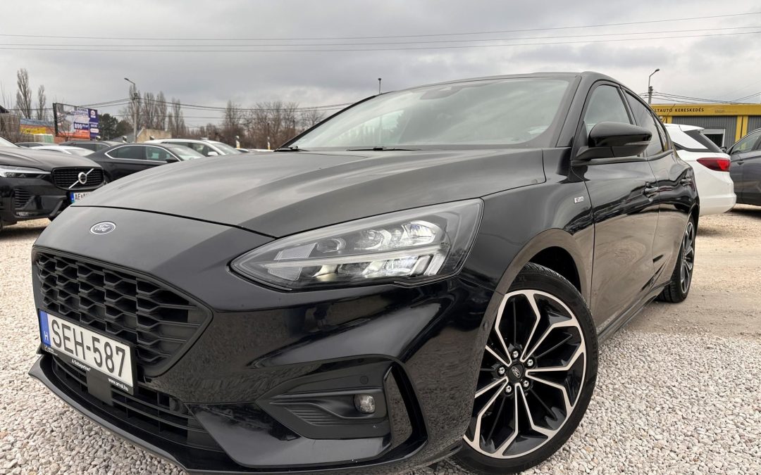 FORD FOCUS 1.0 EcoBoost ST-Line ÁFÁS! 1.TULAJDONOSTÓL! 1 ÉV GARANCIÁVAL. MAGYARORSZÁGI! VÉGIG SZERVIZELT!