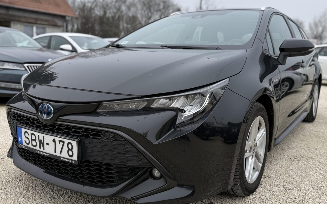 TOYOTA COROLLA Touring Sports 2.0 Hybrid Comfort Tech e-CVT ÁFÁS! Magyarországi!1.Tulajdonostól! Végig szervizelt!Törésmentes!