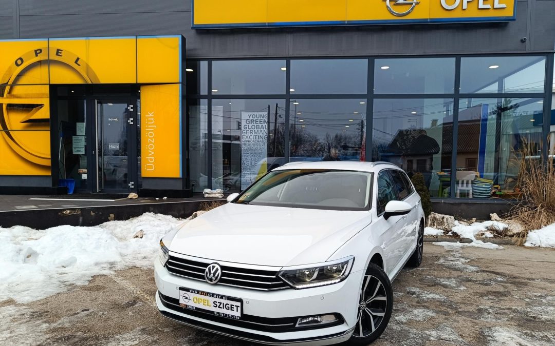 VOLKSWAGEN PASSAT Variant 2.0 TDI BMT Highline DSG MAGYARORSZÁGI! VEZETETT SZERVIZKÖNYV! 1 ÉV GARANCIÁVAL!