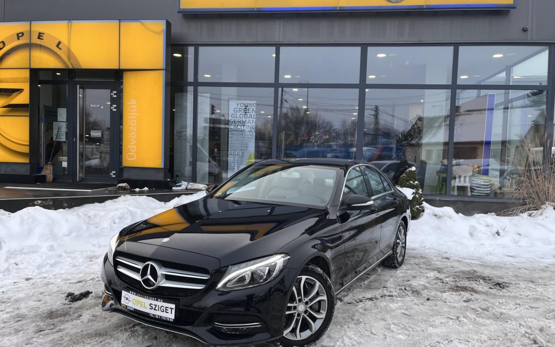 MERCEDES-BENZ C 400 4Matic 7G-TRONIC Magyarországi! Végig Szervizelt!