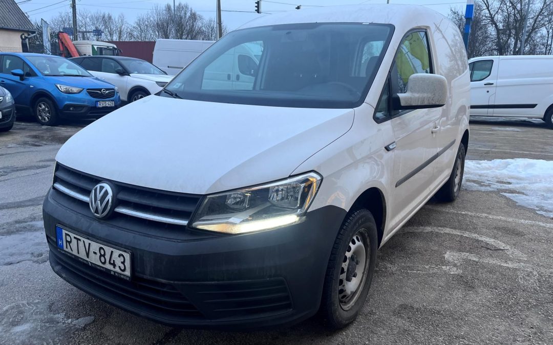 VOLKSWAGEN CADDY 2.0 TDI SCR BMT Trendline 1 ÉV GARANCIÁVAL! MAGYARORSZÁGI! VÉGIG SZERVIZELT!