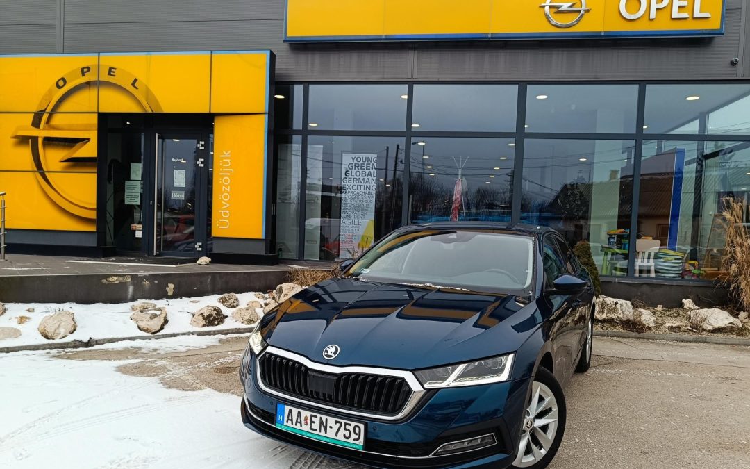 SKODA OCTAVIA 2.0 TDI SCR Style DSG 1.TULAJDONOSTÓL! MAGYARORSZÁGI! VÉGIG SZERVIZELT! TÖRÉSMENTES!